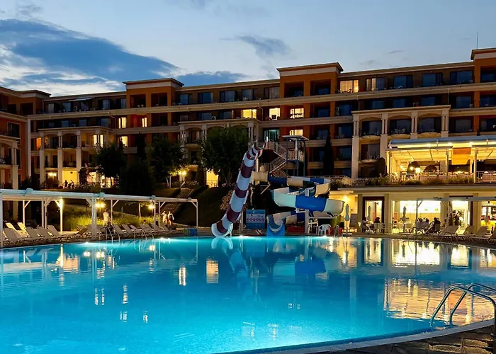 Апартамент Premier F1 420 *